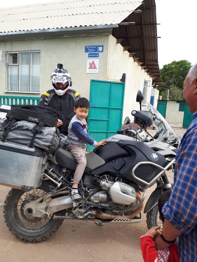 ホテル Nurgul Bokonbayevo エクステリア 写真